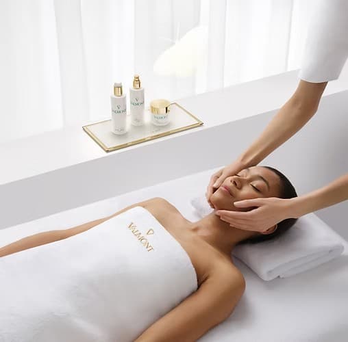 Deluxe anti-aging facial treatment